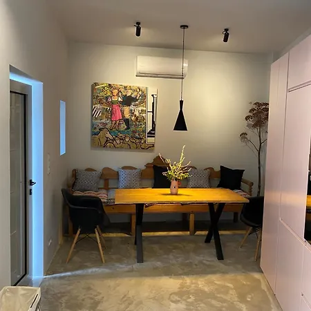 Fourfouras Cottage *